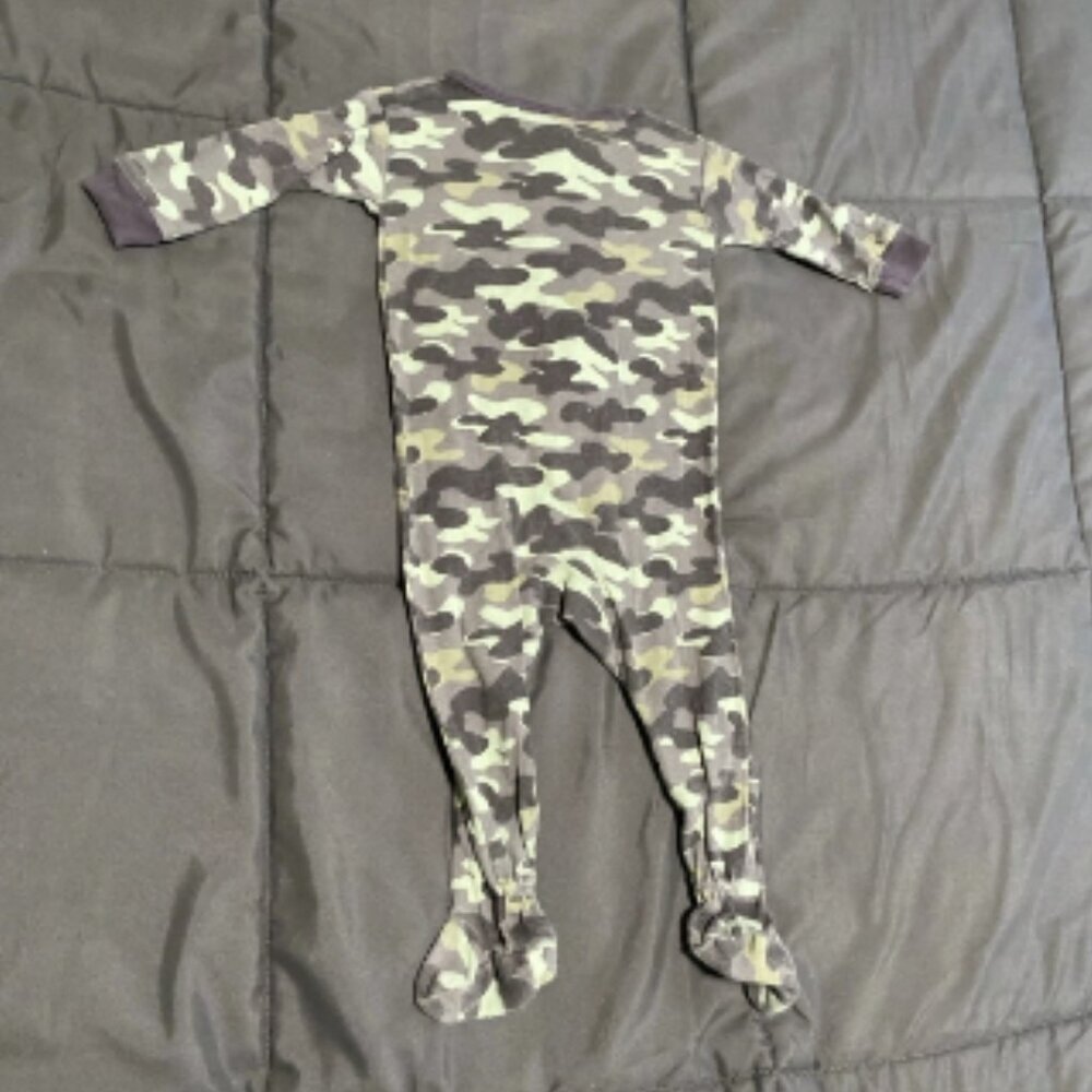 Organic Gerber Footed Sleeper - Picture 2 of 4